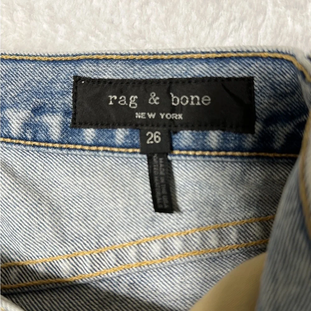 Rag & Bone Jeans Madison High Rise Sz 26 Distress W/ Hole